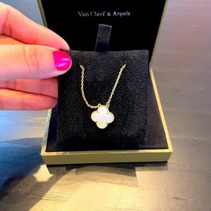 Vintage Alhambra Mother of Pearl 18k gold pendant necklace.